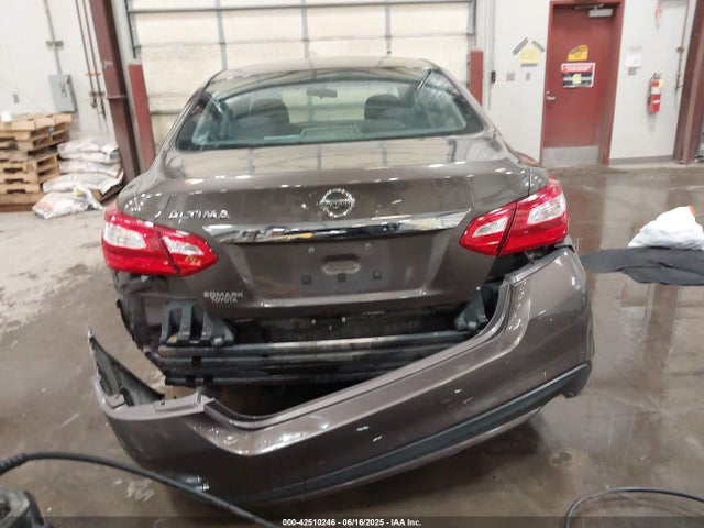 1N4AL3AP2GN308329 Nissan 2016