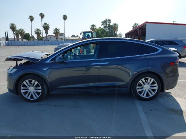 5YJXCAE25GF001758 Tesla MODEL X