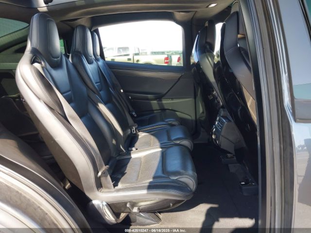 5YJXCAE25GF001758 Tesla MODEL X