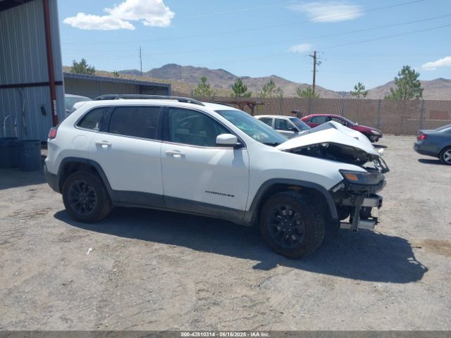 1C4PJMCB0KD161976 Jeep Cherokee Latitude 4x4
