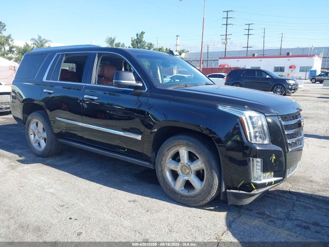 2015 CADILLAC ESCALADE 1GYS4NKJ7FR696628 Photo 0