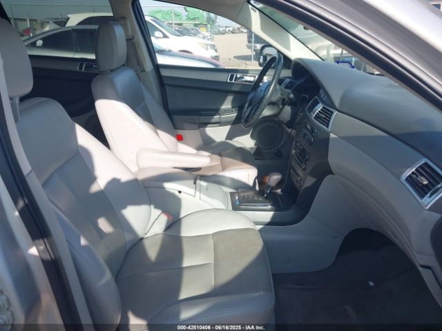 2008 CHRYSLER PACIFICA 2A8GF68X28R607920 Photo 4