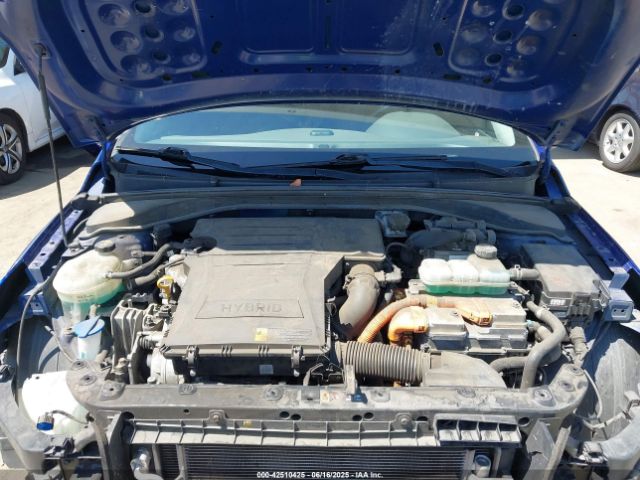 2019 HYUNDAI IONIQ HYBRID KMHC65LC7KU180387 Photo 9