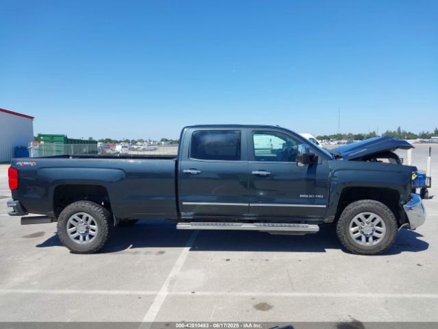 1GC1KWEY3HF120187 Chevrolet l5p - direct injection, duramax, gen 5, var 1