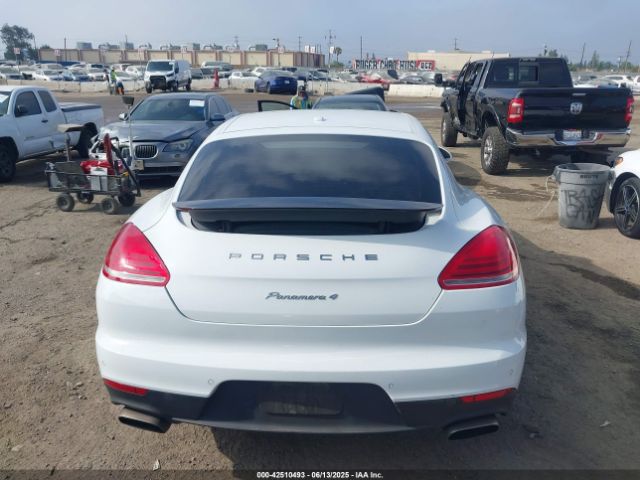WP0AA2A73GL000446 Porsche PANAMERA 4