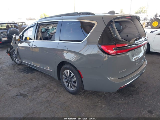 2C4RC1S70NR180141 Chrysler Pacifica