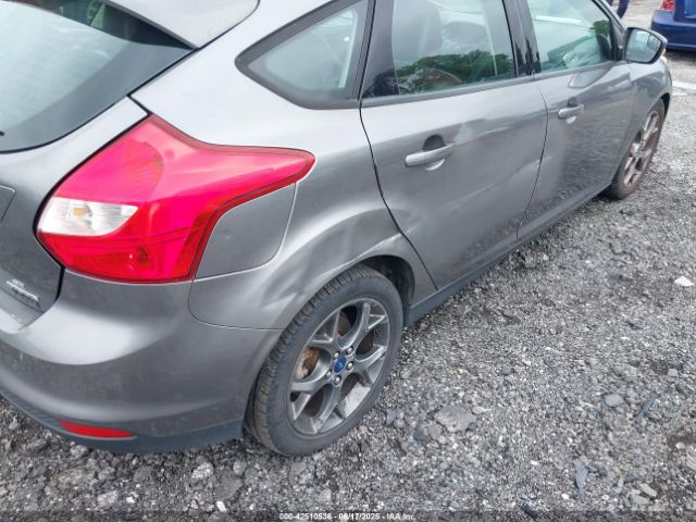 1FADP3K24EL302383 Ford FOCUS SE
