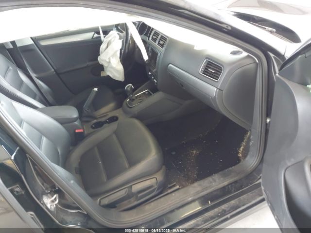 3VWDB7AJXHM272766 Volkswagen 1.4 tsi
