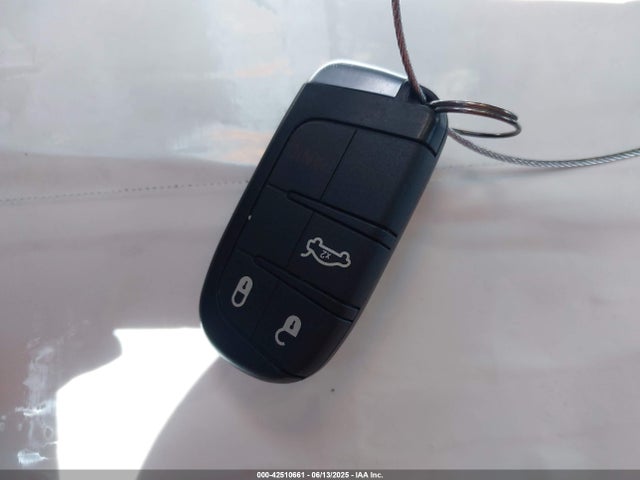 Chrysler 2017 2017 2C3CCAAG8HH570457 Image 11