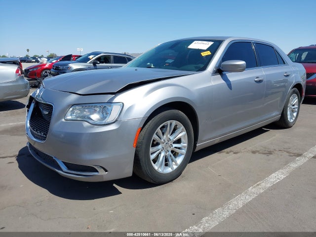 Chrysler 2017 2017 2C3CCAAG8HH570457 Image 2