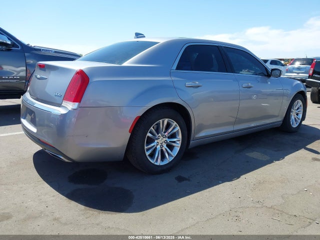 Chrysler 2017 2017 2C3CCAAG8HH570457 Image 4