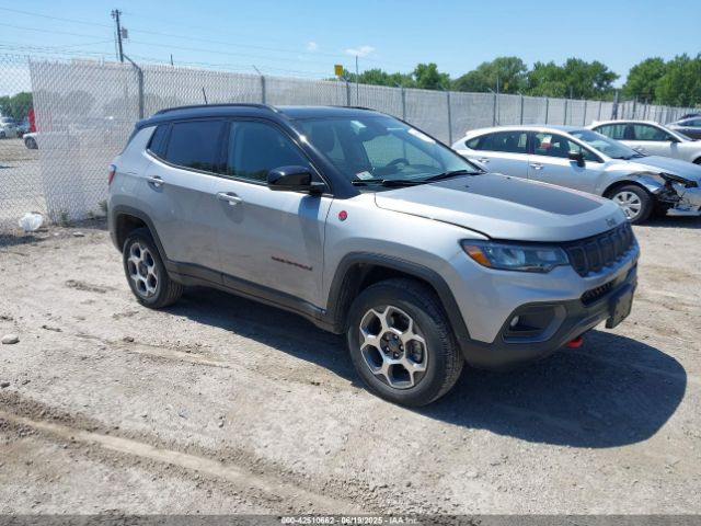 2022 JEEP COMPASS 3C4NJDDB4NT223156