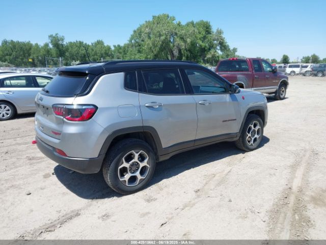 2022 JEEP COMPASS 3C4NJDDB4NT223156 Photo 3