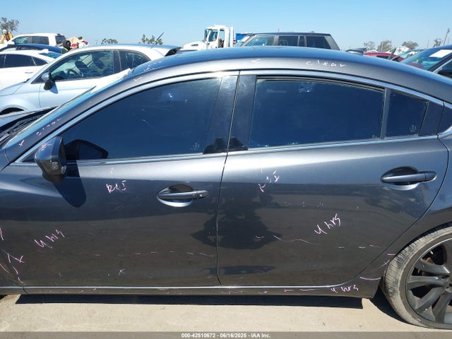 JM1GJ1V54F1216989 Mazda 2015