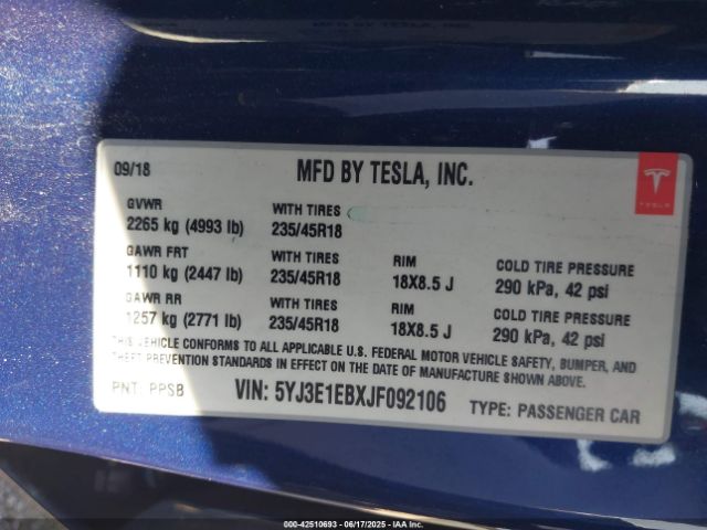 2018 TESLA MODEL 3 5YJ3E1EBXJF092106 Photo 8