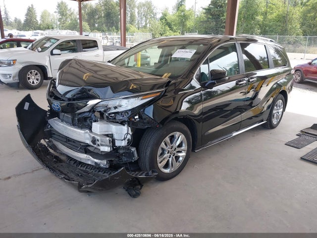 5TDZSKFC2RS125364 Toyota a25a-fxs
