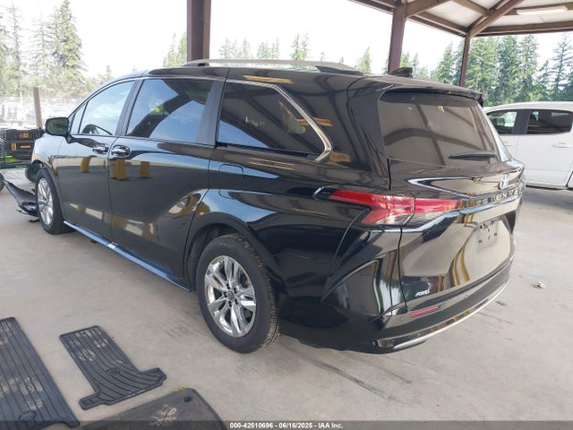 5TDZSKFC2RS125364 Toyota a25a-fxs