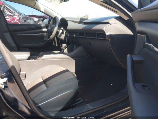 2021 MAZDA MAZDA3 JM1BPAAL8M1304440 Photo 4