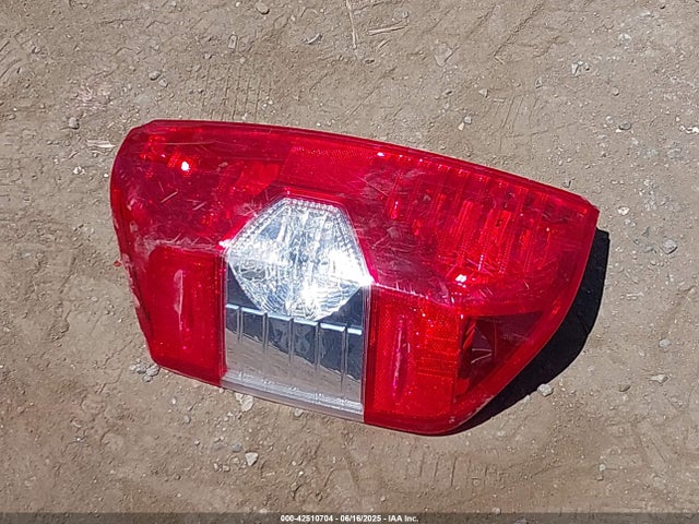 5TFHY5F10KX850374 Toyota 3ur-fe