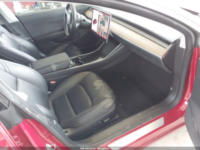 2018 TESLA MODEL 3 5YJ3E1EB0JF146173 Photo 4