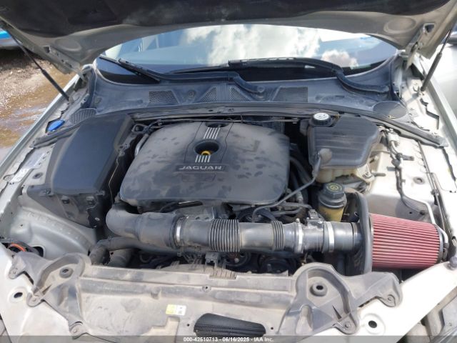 2014 JAGUAR XF SAJWA0ES3EPU09854 Photo 9