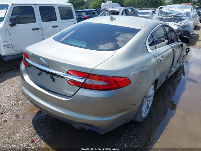 2014 JAGUAR XF SAJWA0ES3EPU09854 Photo 3