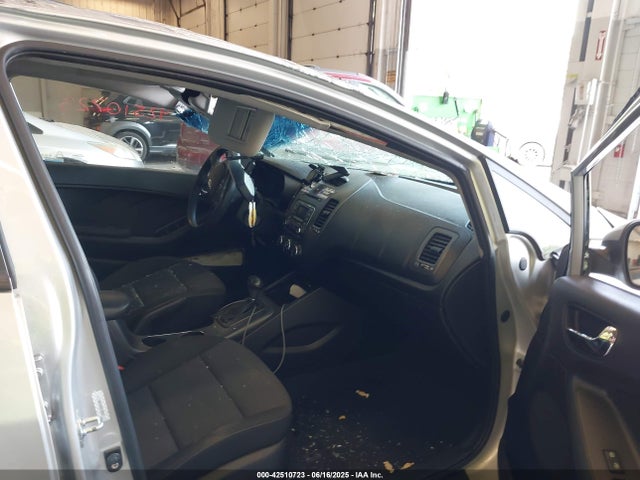 KIA 2014 2014 KNAFX4A69E5208031 Image 5