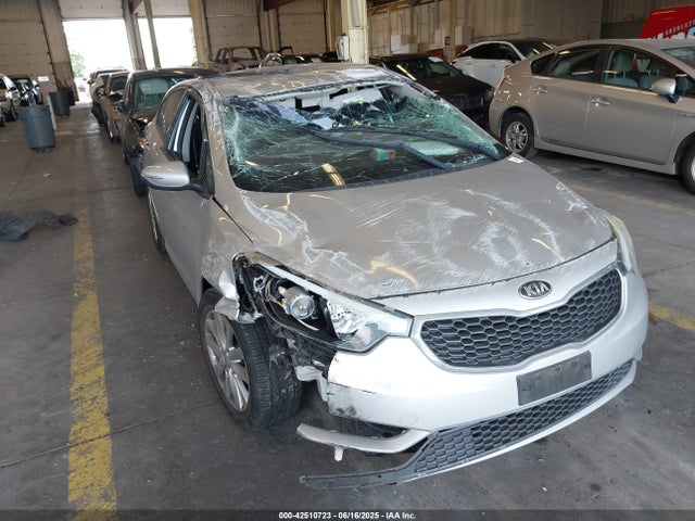 KIA 2014 2014 KNAFX4A69E5208031 Image 6