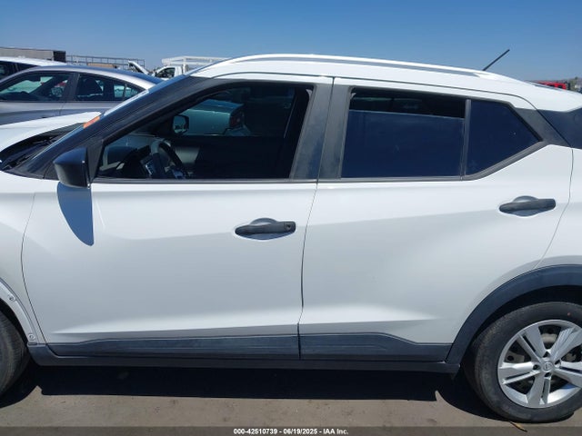 3N1CP5CU8JL525223 Nissan Kicks