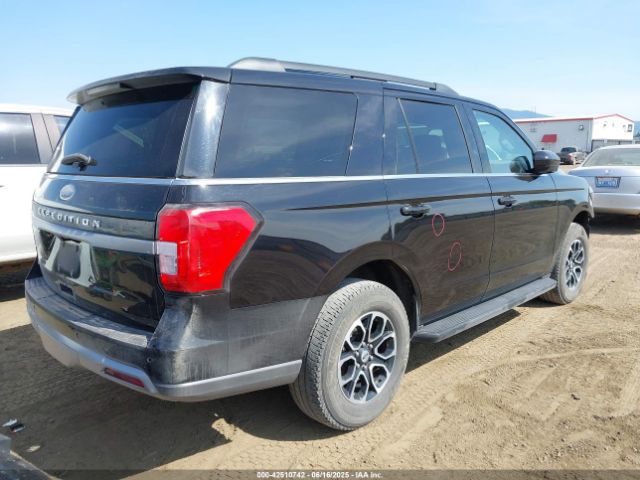 1FMJU1H83REA52243 Ford Expedition Xlt