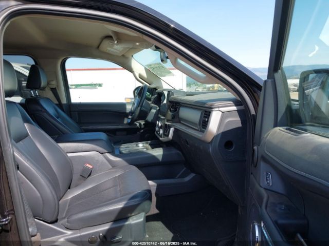 1FMJU1H83REA52243 Ford Expedition Xlt