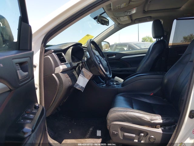 5TDKKRFH1ES025160 Toyota 2gr-fe