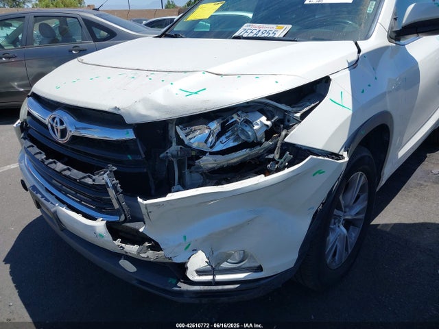 5TDKKRFH1ES025160 Toyota 2gr-fe