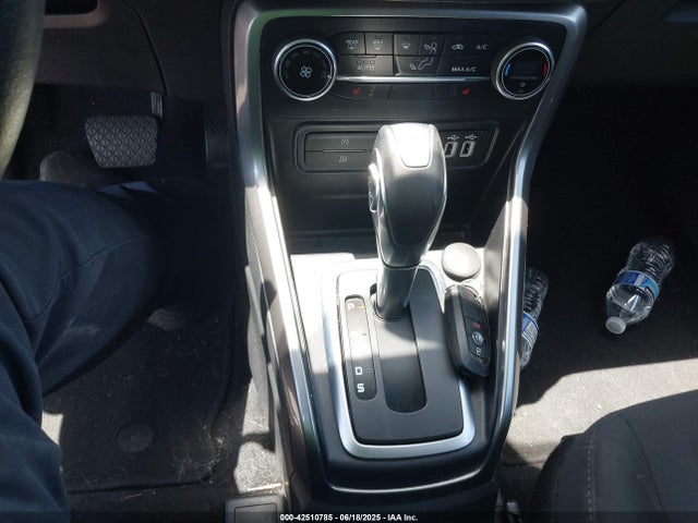 MAJ3P1TEXJC222623 Ford 2018