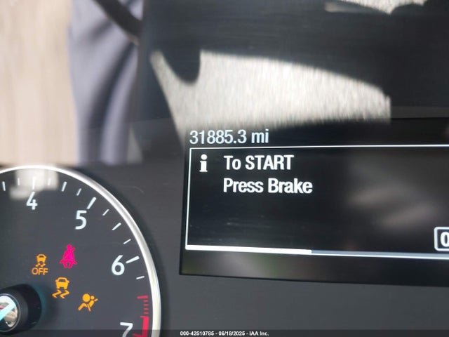 MAJ3P1TEXJC222623 Ford 2018
