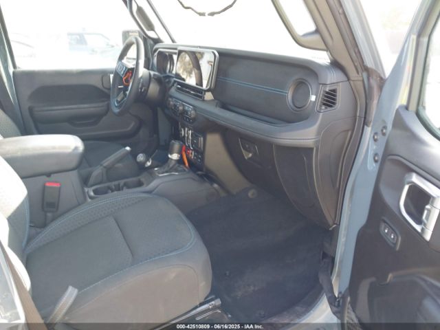 2024 JEEP WRANGLER 4XE 1C4RJXR67RW149021 Photo 4