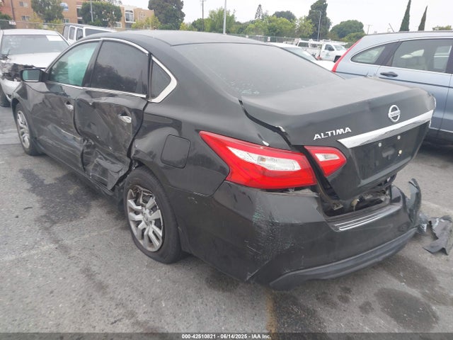 1N4AL3AP7GN380000 Nissan 2016