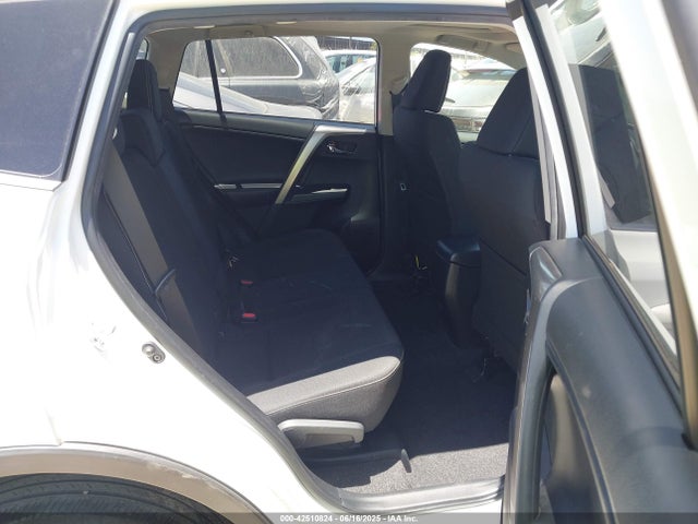 JTMWFREV8JJ207040 Toyota 2ar-fe