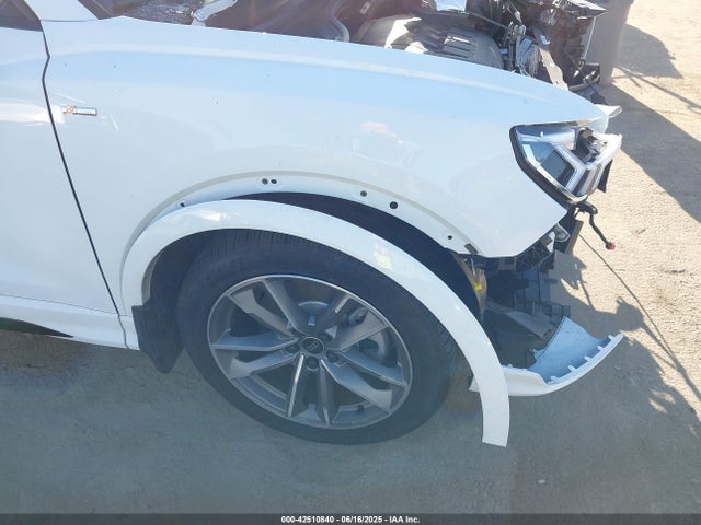 Audi 45 tfsi 2024 WA1DECF36R1194668 Image 17