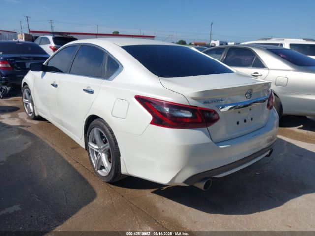 1N4AL3APXHN303459 Nissan 2017
