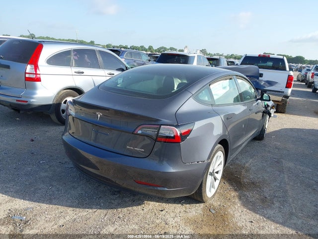 2021 TESLA MODEL 3 5YJ3E1EB1MF077420 Photo 3