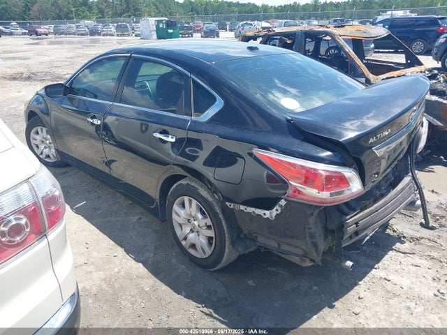 Nissan Altima 2015 1N4AL3AP3FC188972 Image 3