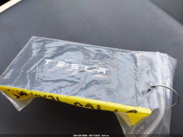 2021 TESLA MODEL Y 5YJYGDEE9MF269826 Photo 10