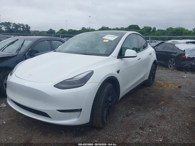 2023 TESLA MODEL Y 7SAYGDEE7PF754571 Photo 5