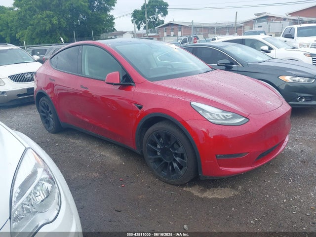 2021 Tesla Model Y Long Range Dual Motor All-wheel Drive მანქანა იყიდება აუქციონზე, vin: 5YJYGDEE3MF092447, აუქციონის ნომერი: 42511000