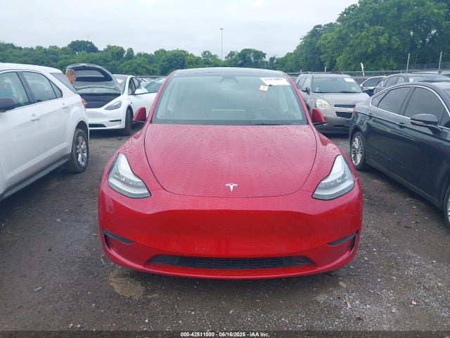 2021 Tesla Model Y Long Range Dual Motor All-wheel Drive მანქანა იყიდება აუქციონზე, vin: 5YJYGDEE3MF092447, აუქციონის ნომერი: 42511000