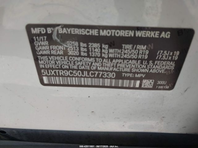 2018 BMW X3 5UXTR9C50JLC77330 Photo 8