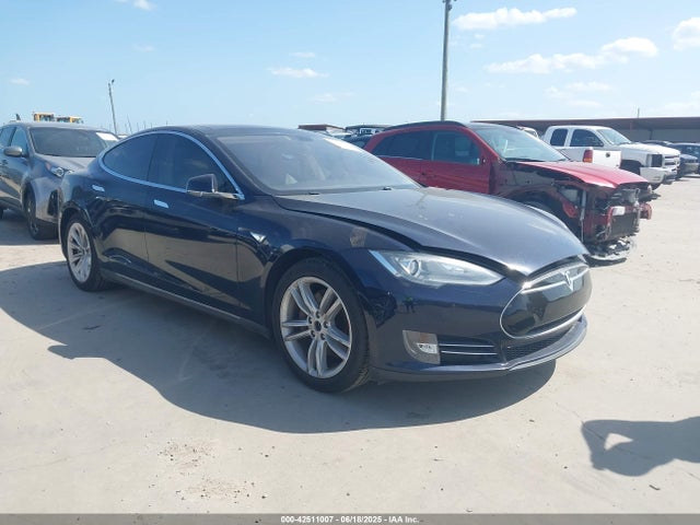 2013 TESLA MODEL S 5YJSA1CP7DFP25848 Photo 0