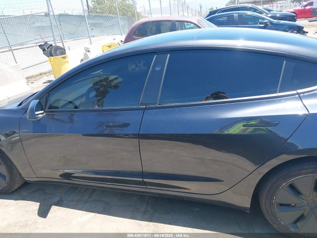 5YJ3E1EA5RF754824 Tesla 2024