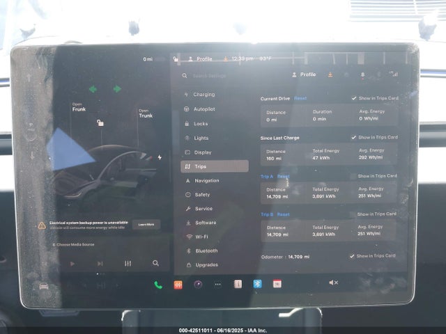 5YJ3E1EA5RF754824 Tesla 2024